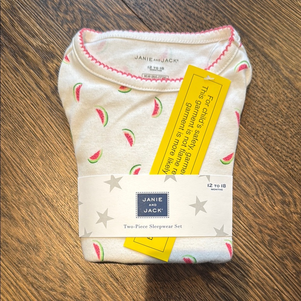 Janie and Jack, two-piece pajamas, size 12-18 months